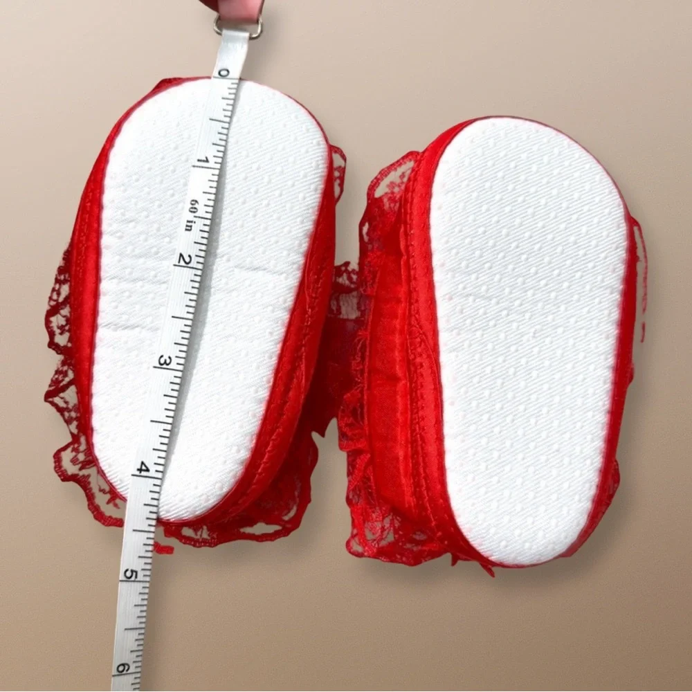 ⭐️ 5 for $25 Red Lace Baby Shoes
